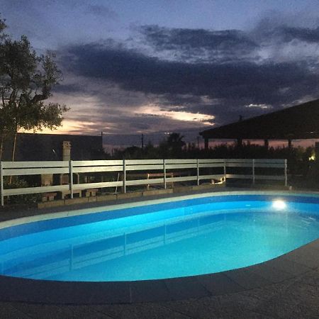 Villetta Mari Con Piscina Esclusiva Nel Salento Capilungo Luaran gambar