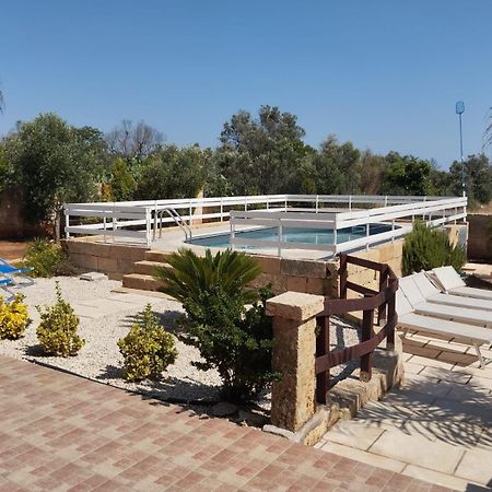 Villetta Mari Con Piscina Esclusiva Nel Salento Capilungo Luaran gambar