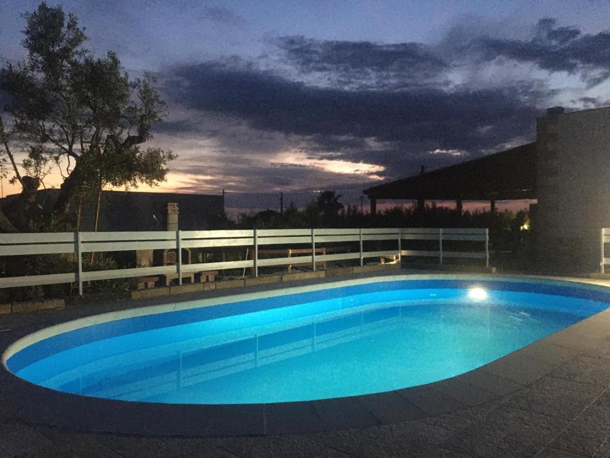 Villetta Mari Con Piscina Esclusiva Nel Salento Capilungo Luaran gambar
