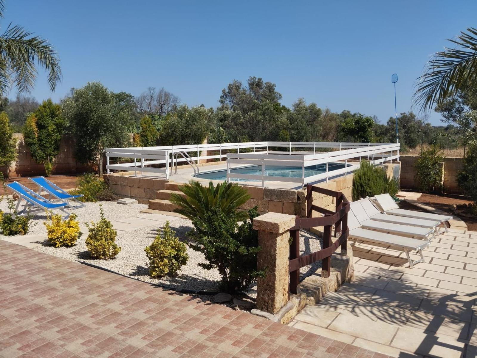 Villetta Mari Con Piscina Esclusiva Nel Salento Capilungo Luaran gambar