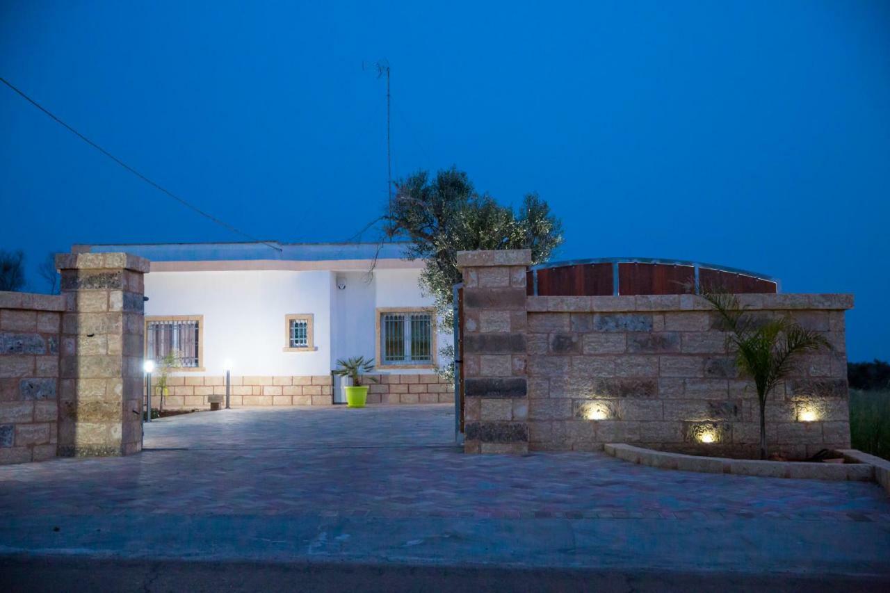Villetta Mari Con Piscina Esclusiva Nel Salento Capilungo Luaran gambar