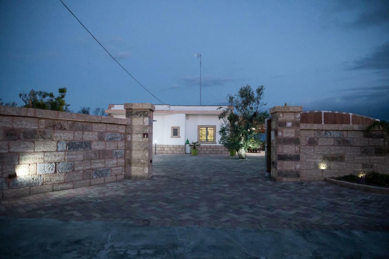 Villetta Mari Con Piscina Esclusiva Nel Salento Capilungo Luaran gambar