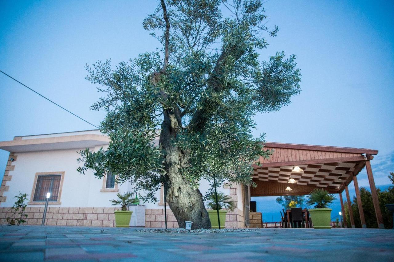 Villetta Mari Con Piscina Esclusiva Nel Salento Capilungo Luaran gambar